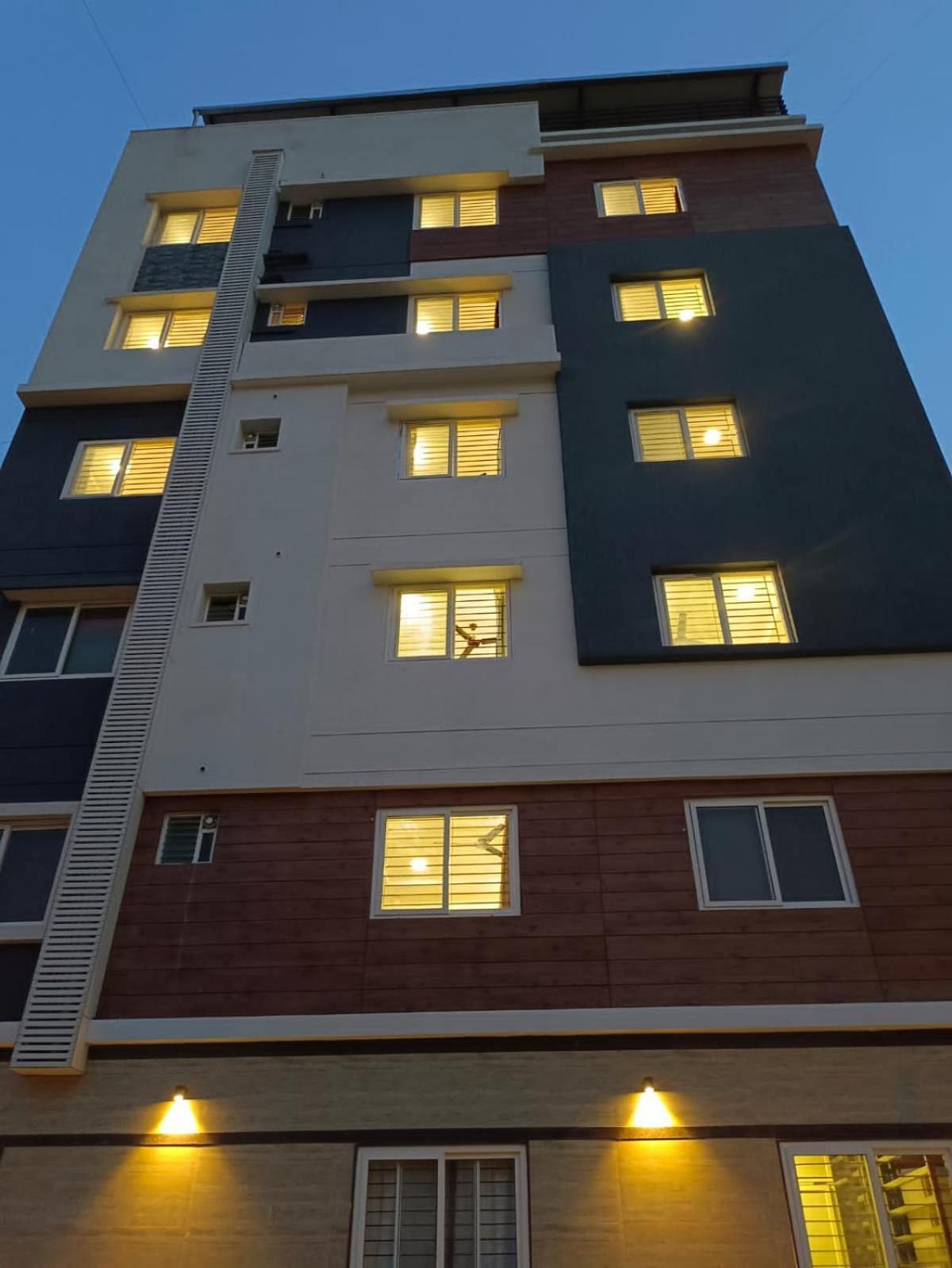 Symphony Suites Bangalore Esterno foto